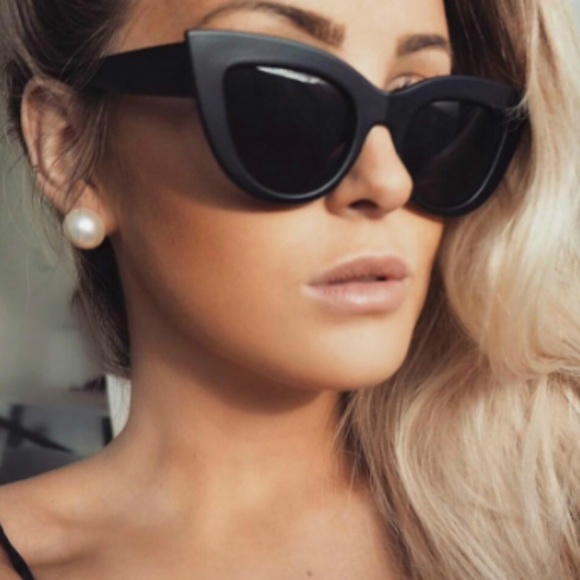 Accessories - Fiona- Feline Matte Black Cat Eye Sunglasses